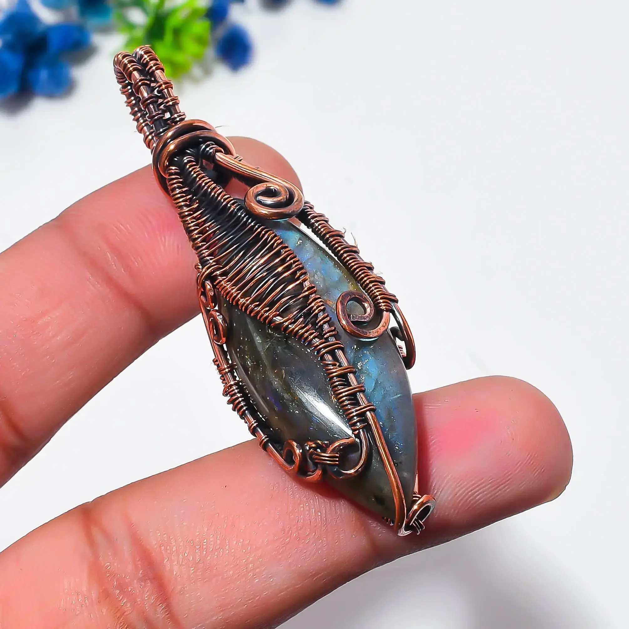 Copper Wire Pendant thumb