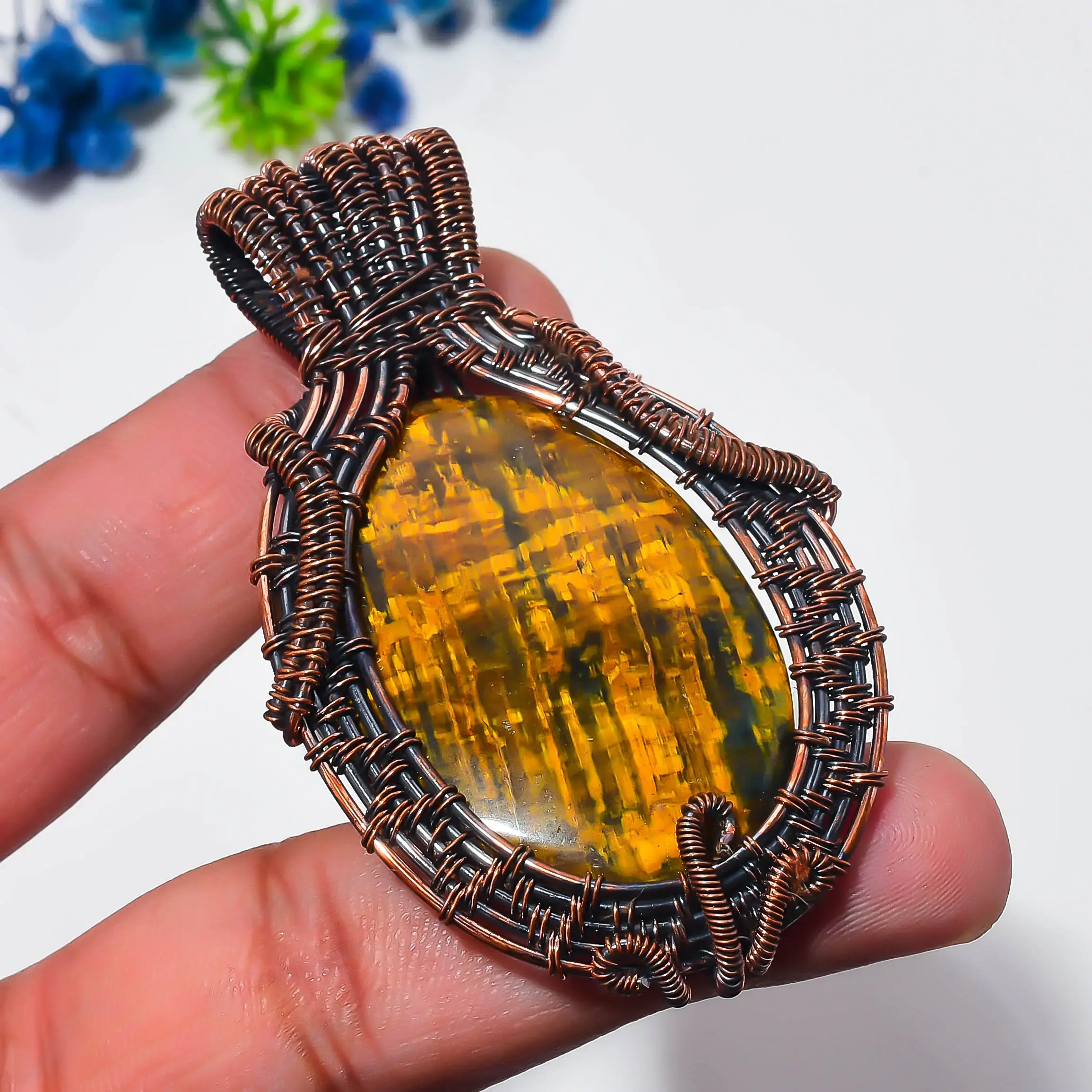 Copper Wire Pendant thumb