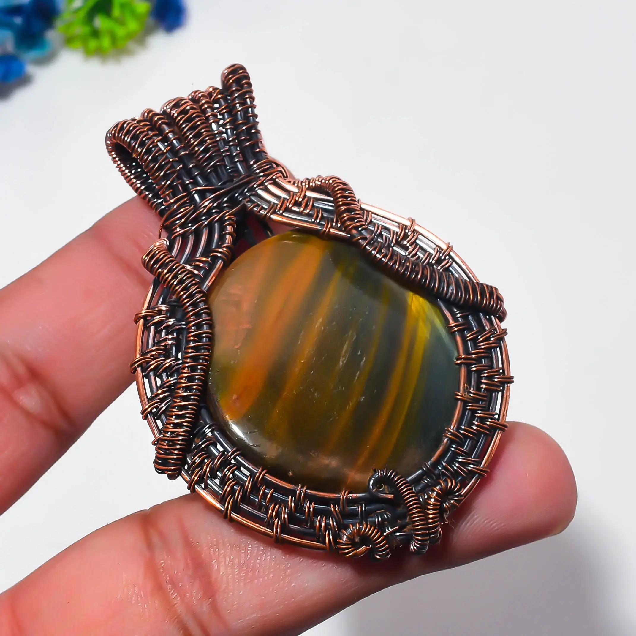 Copper Wire Pendant thumb