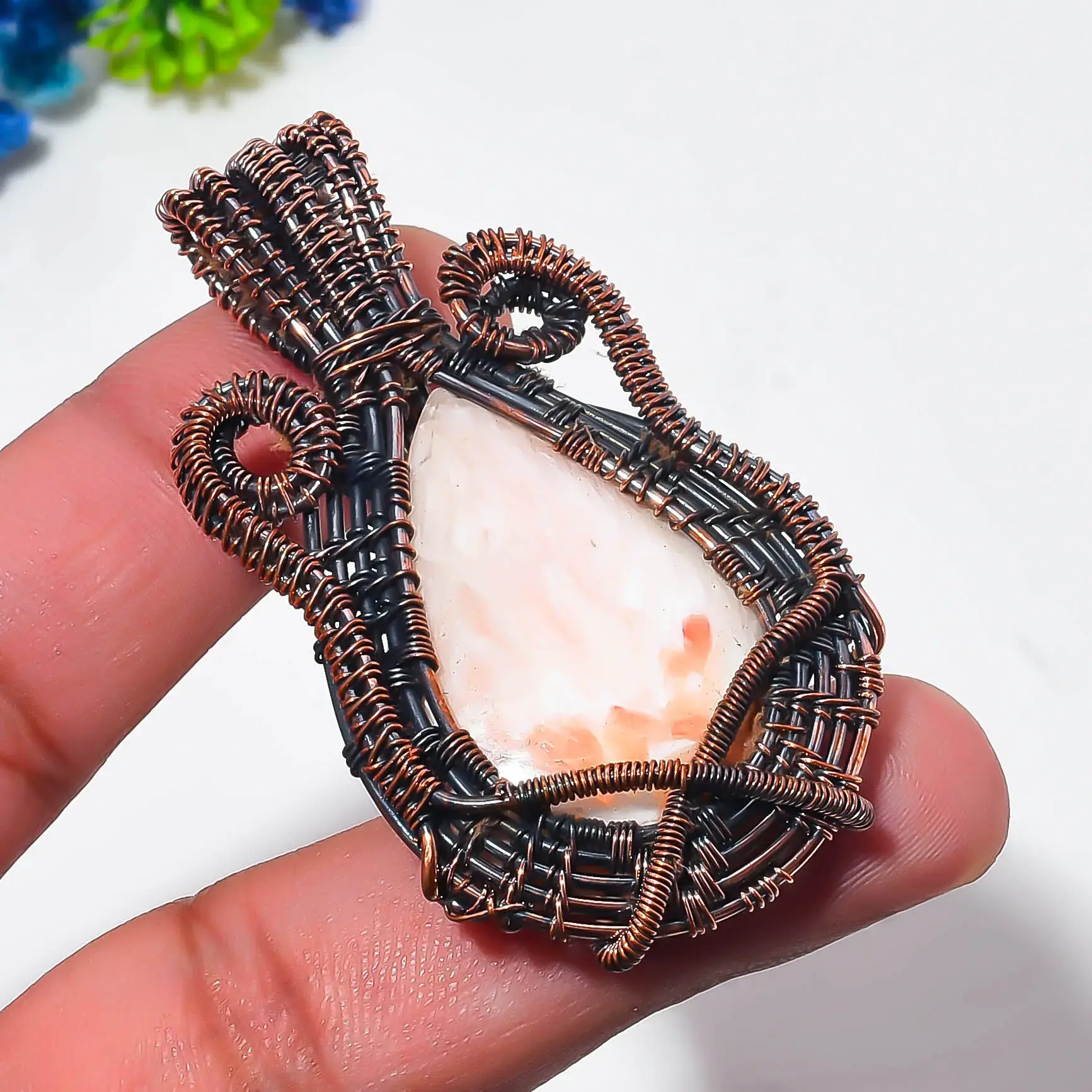 Copper Wire Pendant thumb