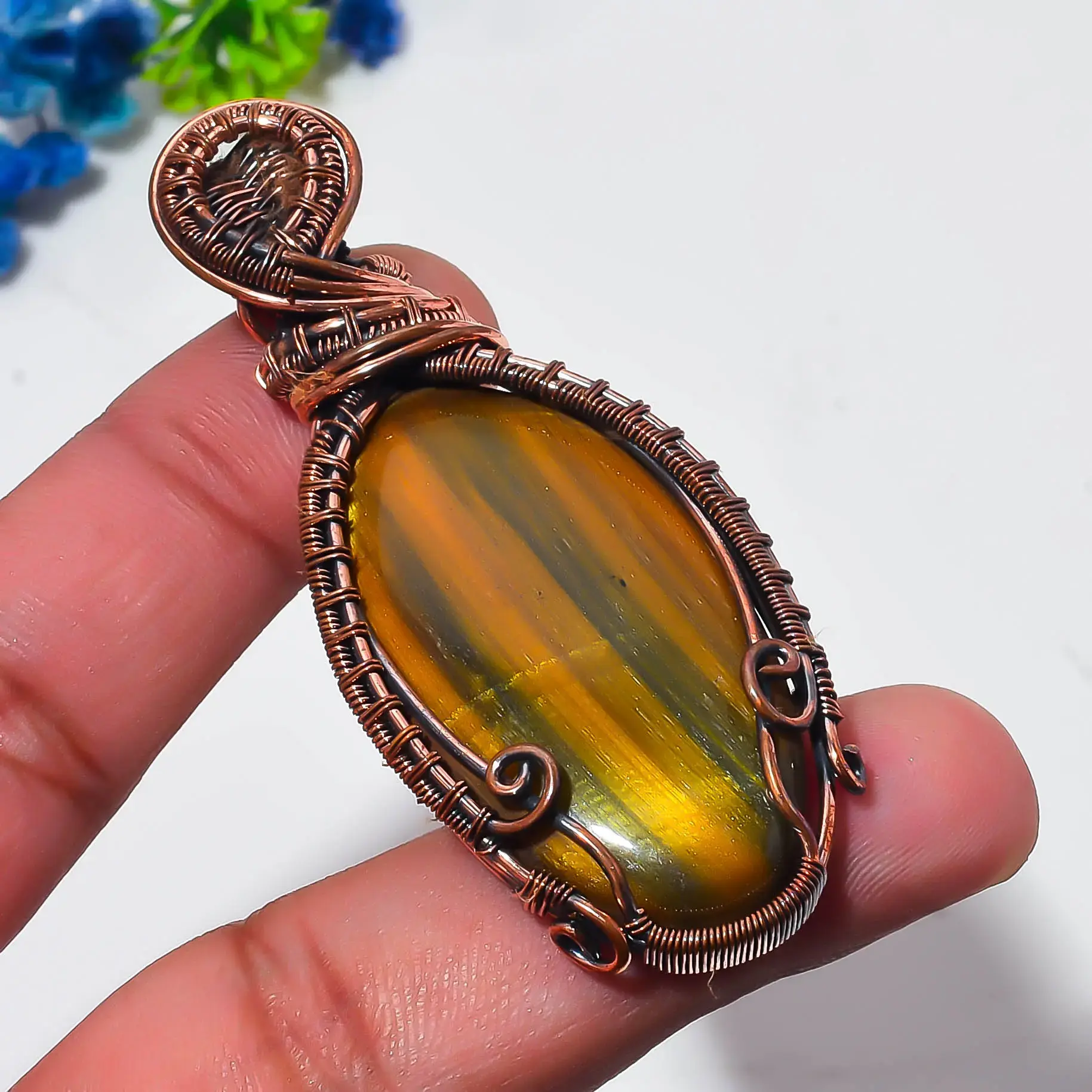 Copper Wire Pendant thumb
