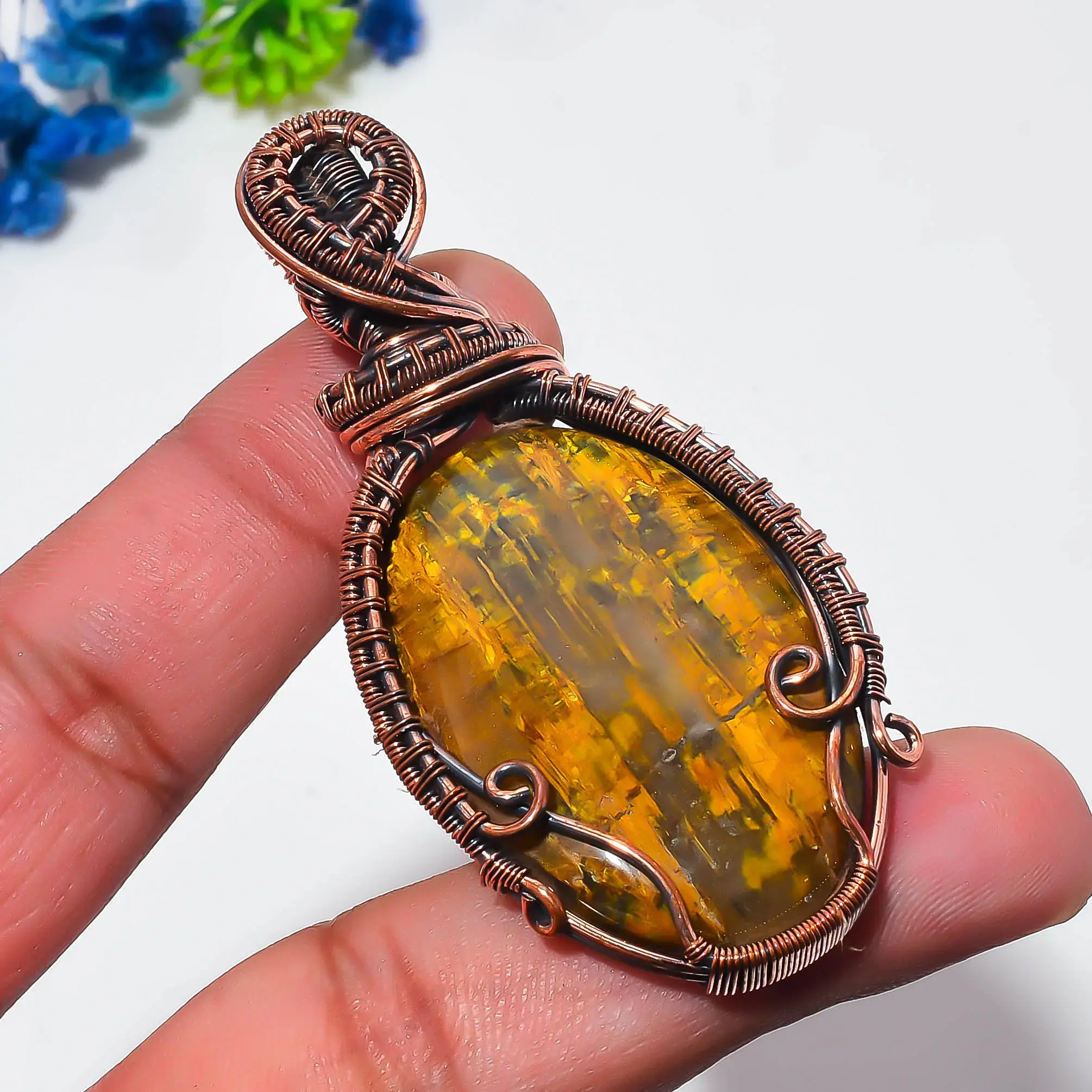 Copper Wire Pendant thumb