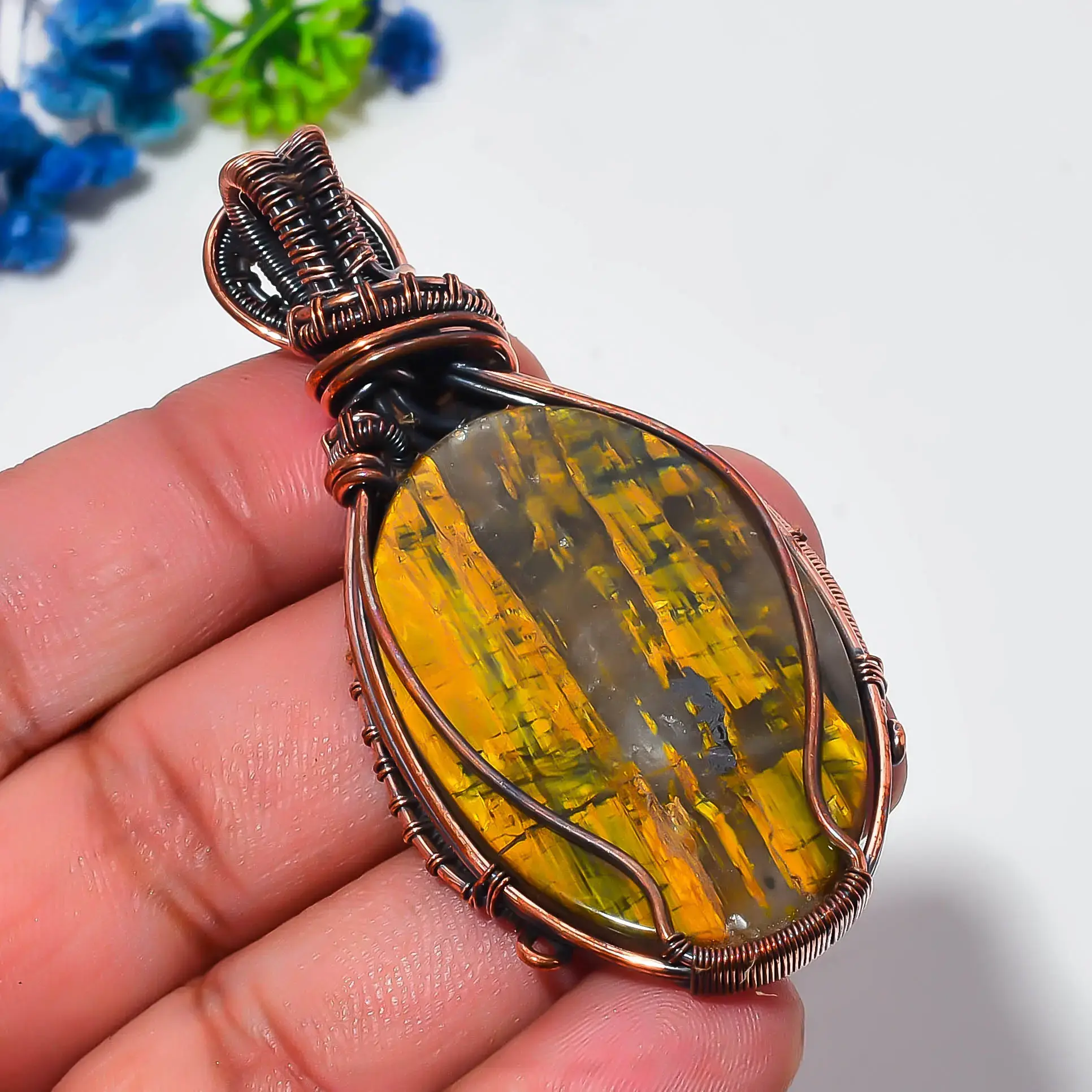 Copper Wire Pendant thumb