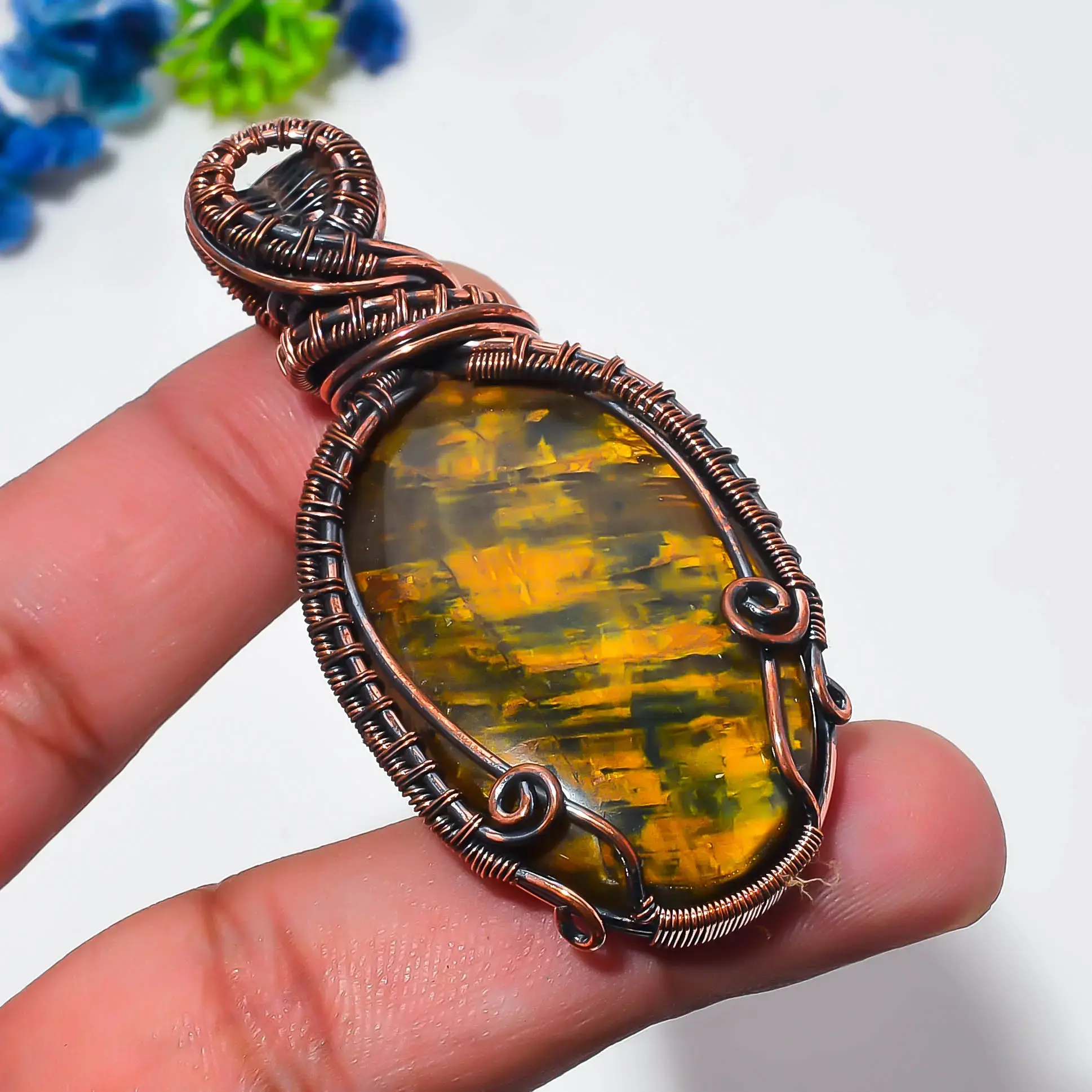 Copper Wire Pendant thumb