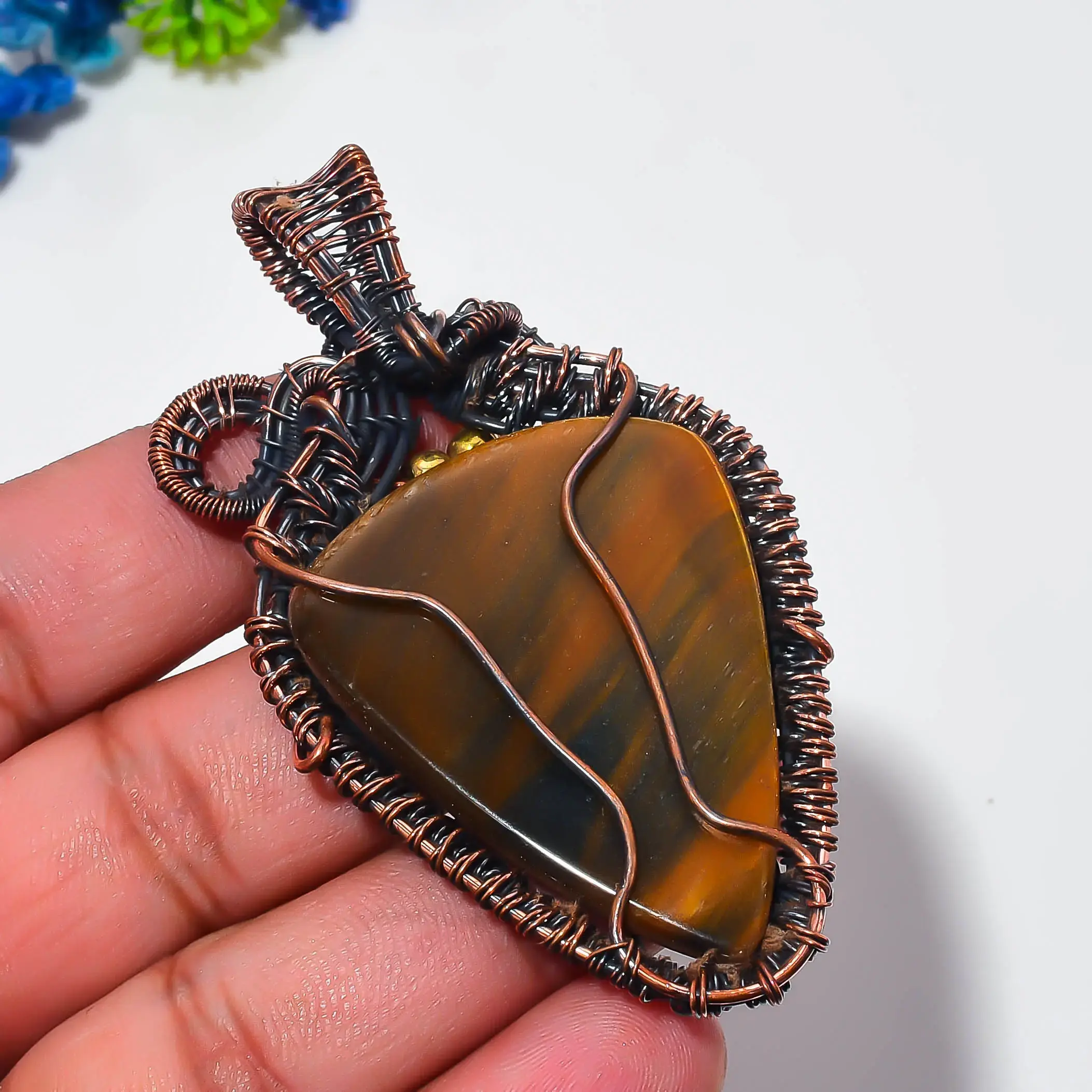 Copper Wire Pendant thumb