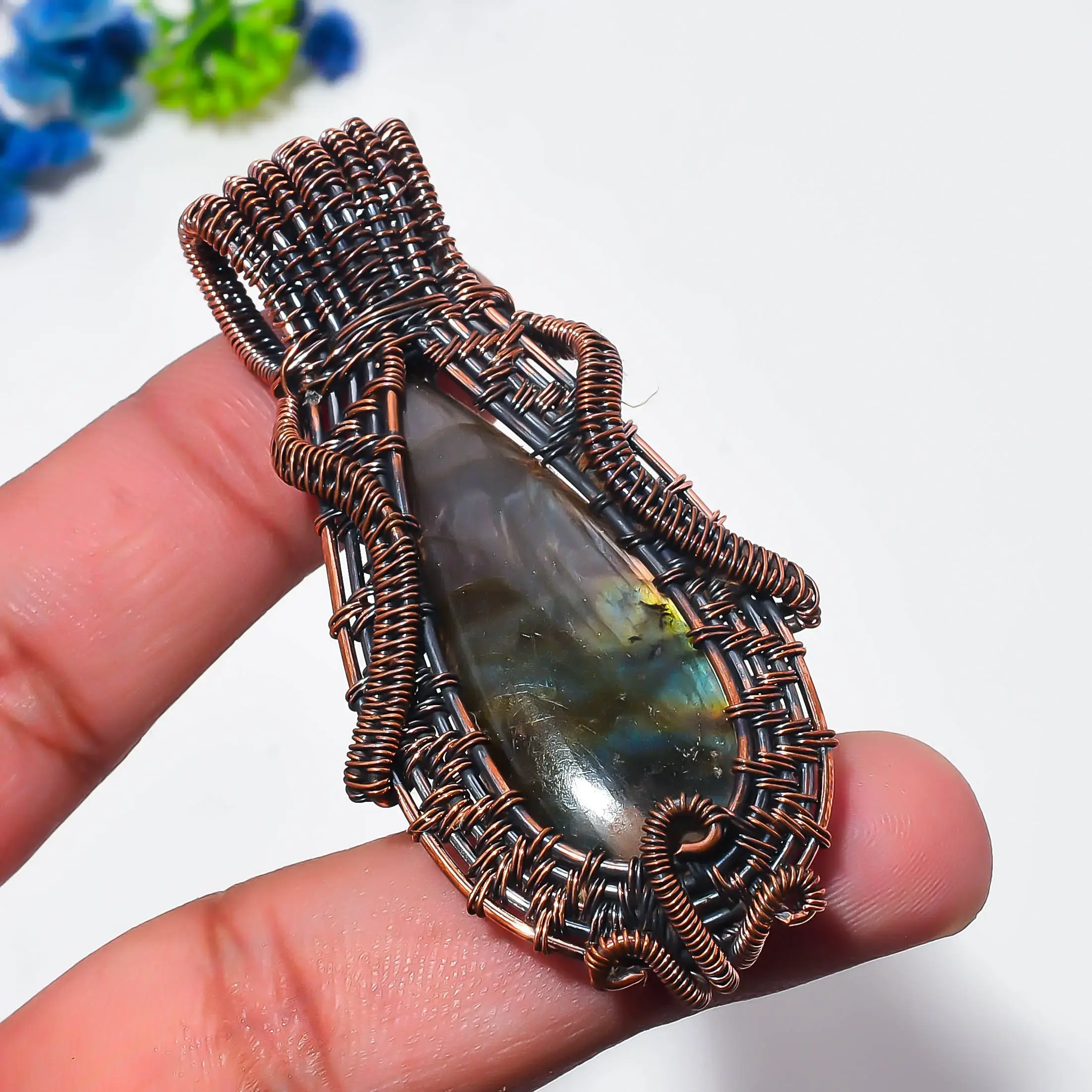 Copper Wire Pendant thumb