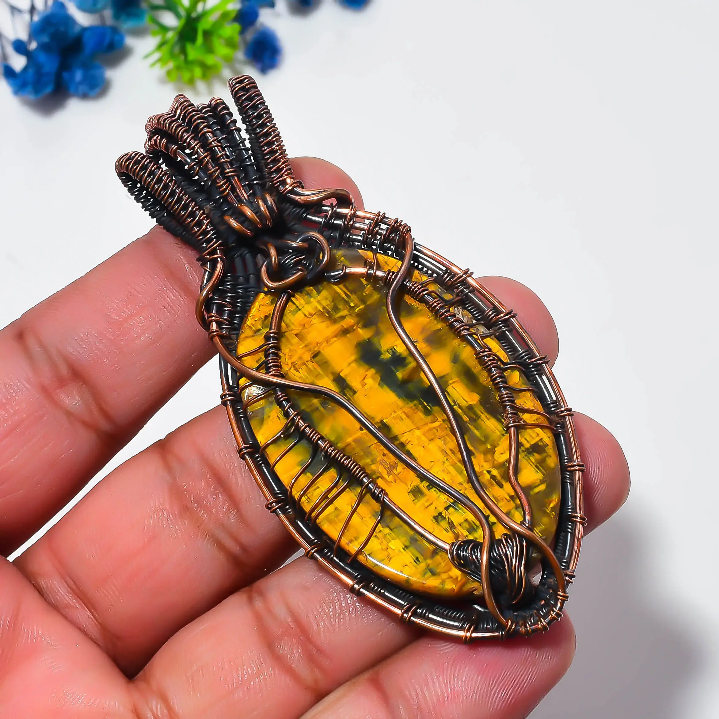 Copper Wire Pendant thumb