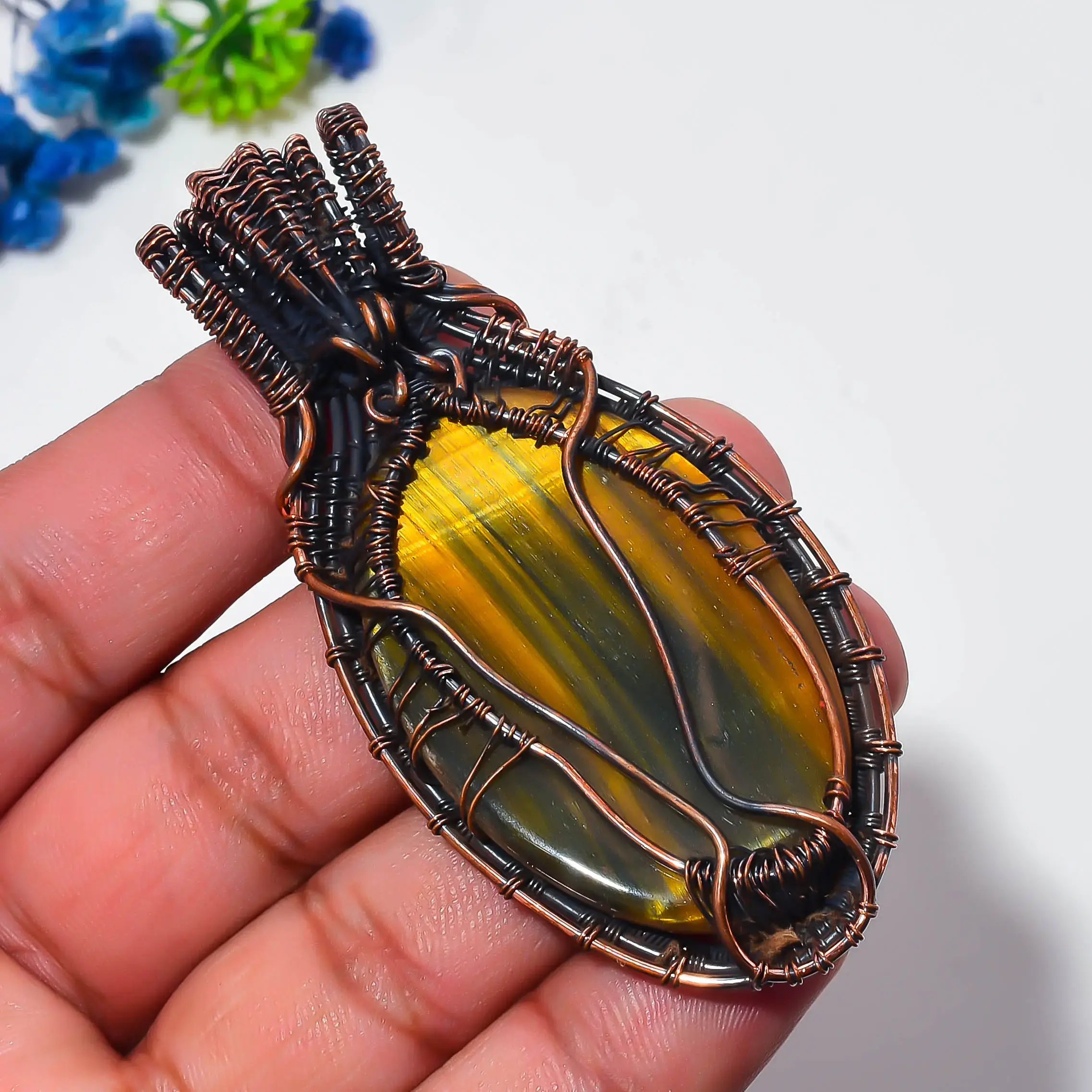 Copper Wire Pendant thumb