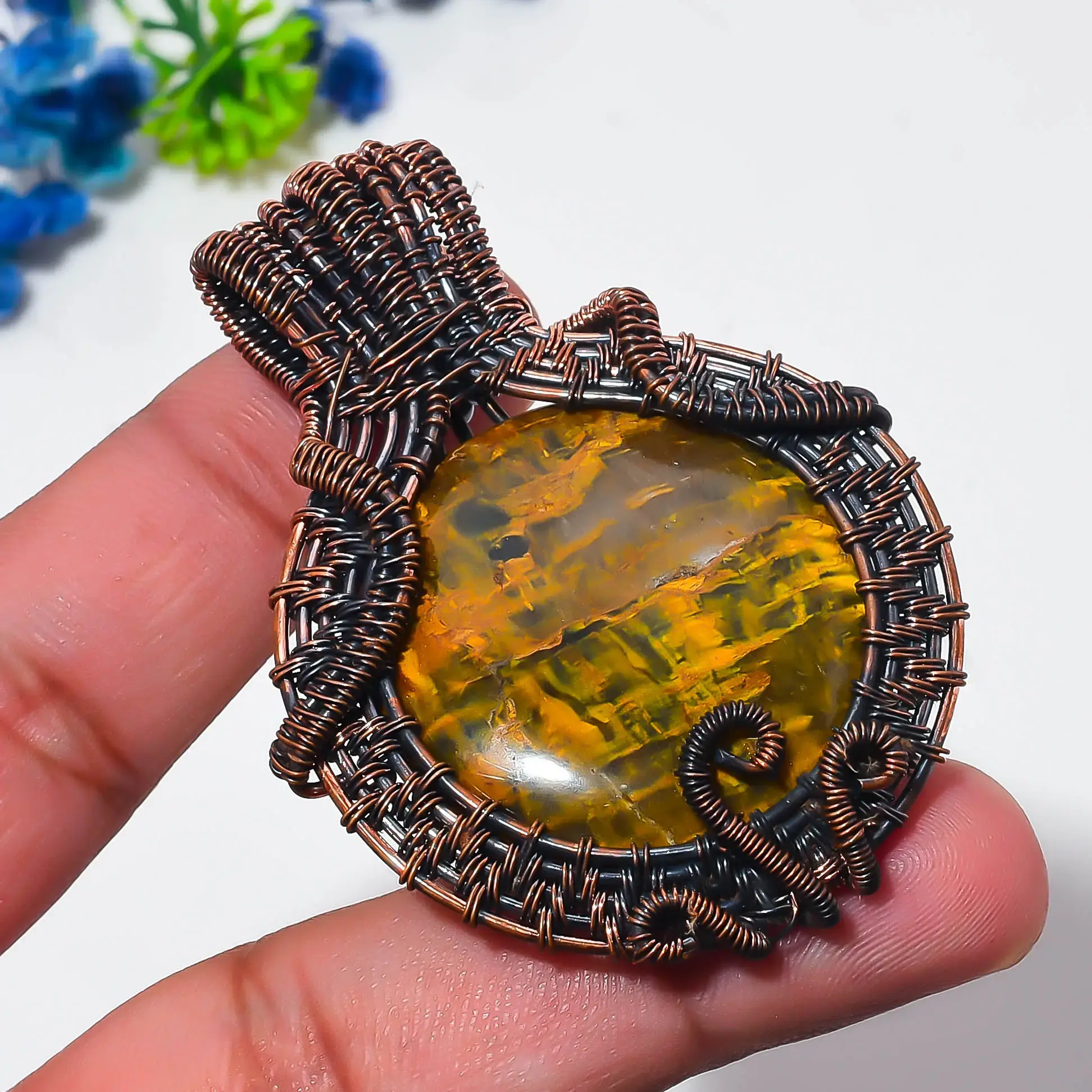 Copper Wire Pendant thumb