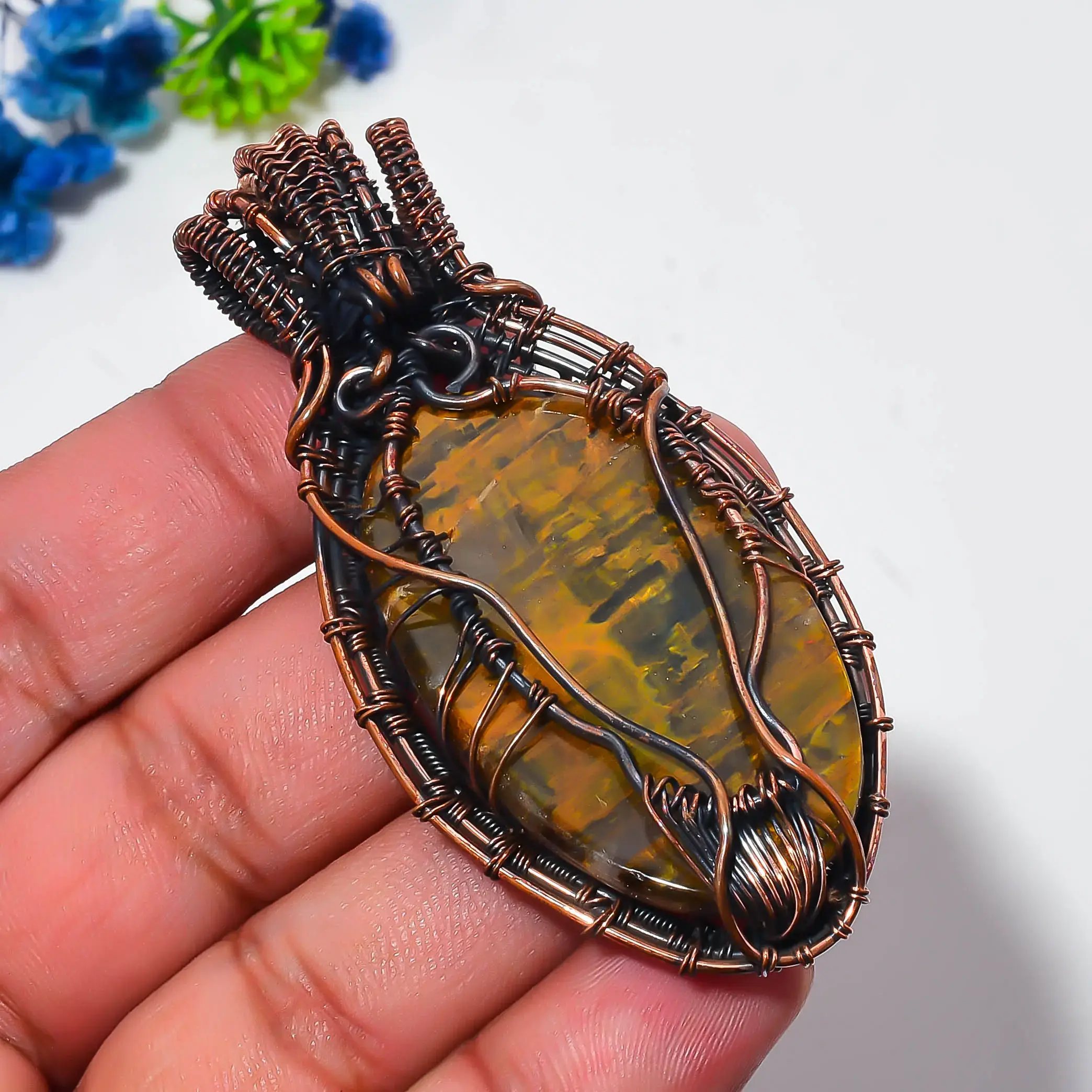 Copper Wire Pendant thumb