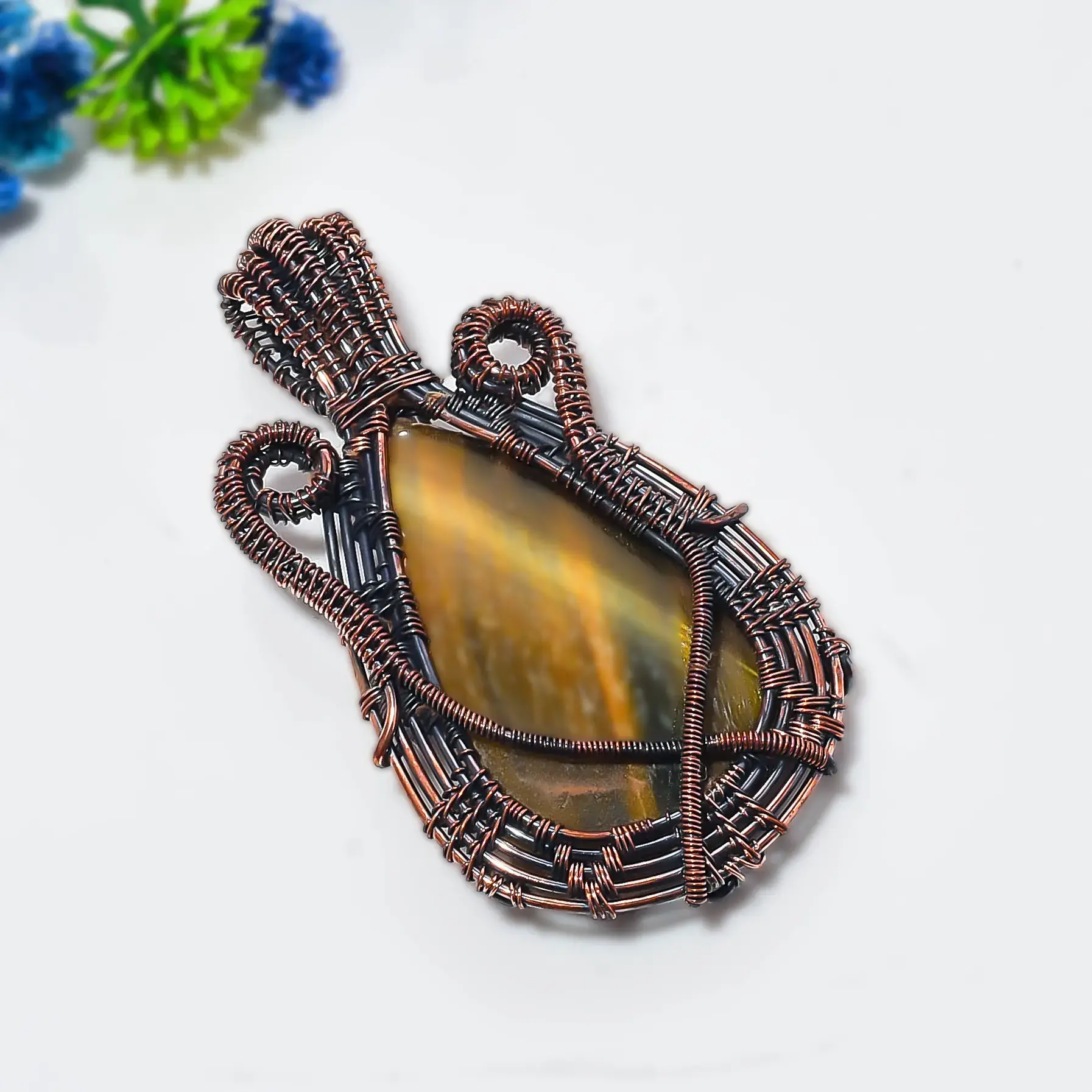 Copper Wire Pendant thumb