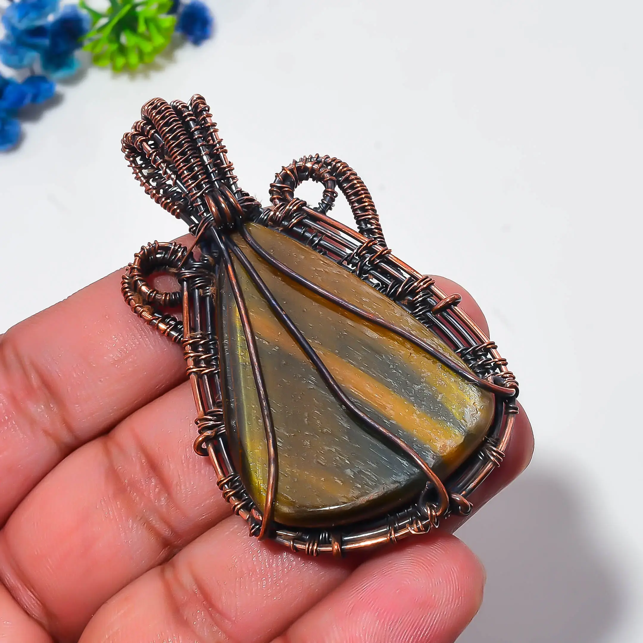 Copper Wire Pendant thumb