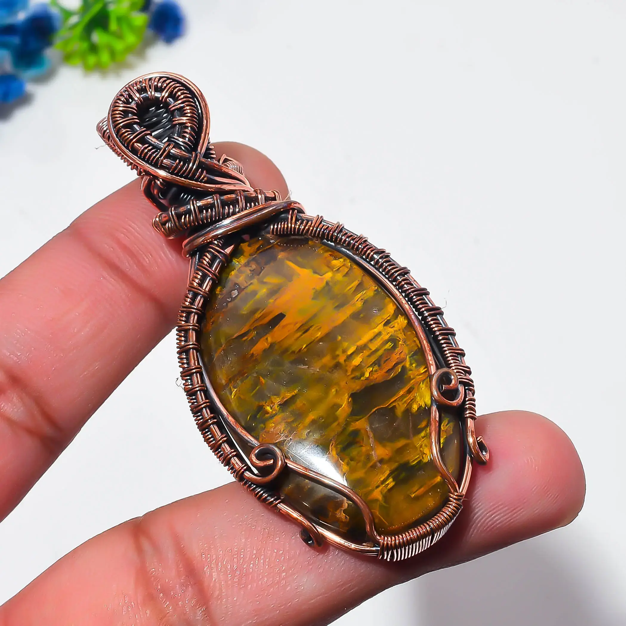 Copper Wire Pendant thumb