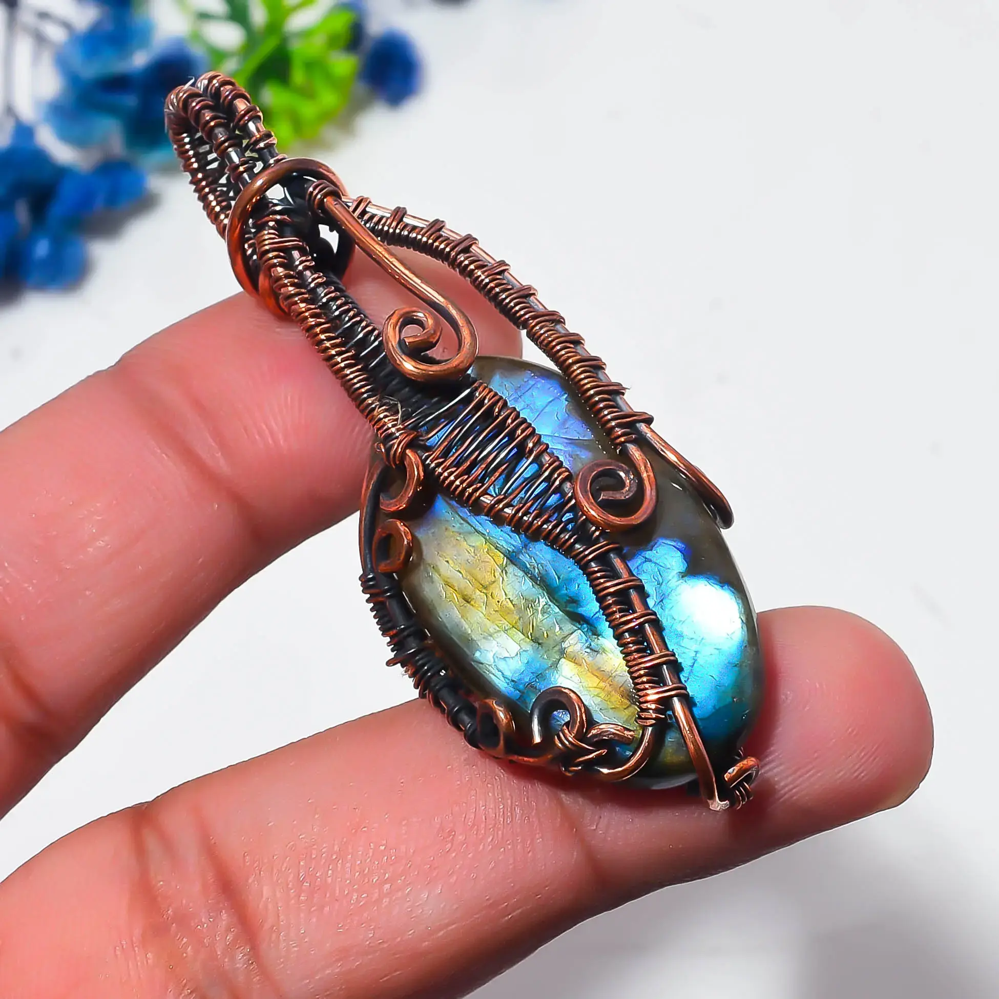 Copper Wire Pendant thumb